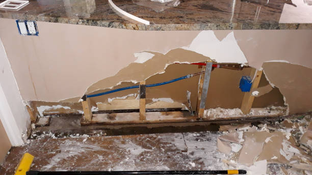Best Flood restoration services  in Waynesburg, PA